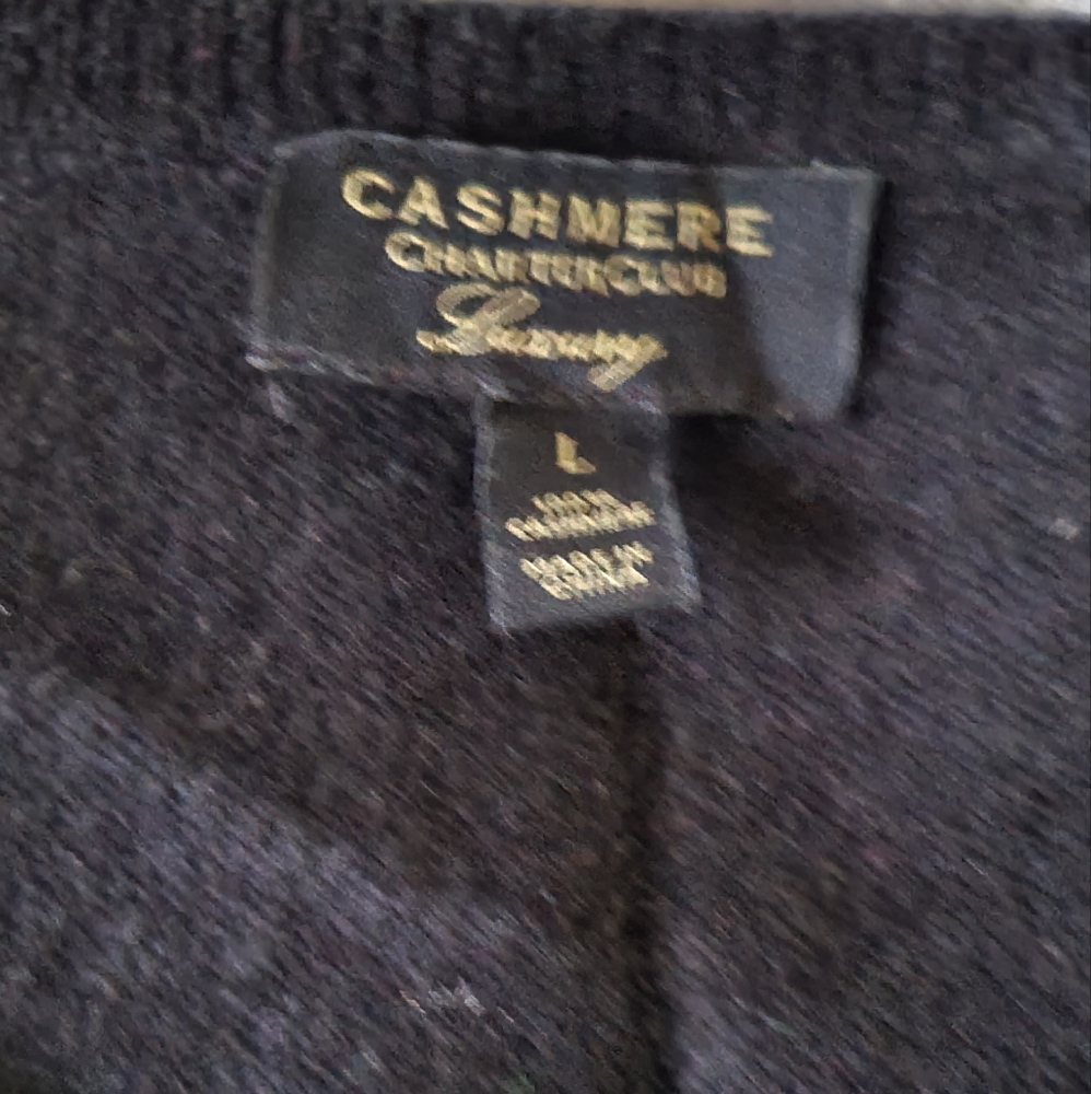 Cashmere sweaters - 2